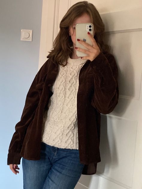 Brown Corduroy Jacket Outfit Fall, Flare Jeans Outfit Aesthetic Fall, Corduroy Jean Jacket Outfit, Sweater With Jacket Outfit, How To Style A Corduroy Jacket, Rory Gilmore Aesthetic Outfits Winter, Corduroy Brown Jacket Outfit, Brown And Jeans Outfit, Rory Gilmore Jean Jacket