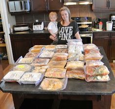 Tons and tons of make ahead freezer meals! She shows how to compile all the ingredients for shopping lists with all the recipes! Make Ahead Freezer Meals, Crock Pot Freezer, Healthy Freezer Meals, Freezer Cooking, Make Ahead Meals, Crock Pot Cooking, Frozen Meals, It Goes On, Freezer Meals