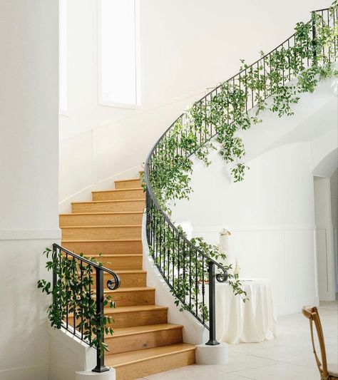 Smilax Vine Wedding, Wedding Staircase Greenery, Smilax Staircase, Greenery On Staircase, Staircase Greenery, Staircase Florals, Simple Floral Decor, Wedding Staircase Decoration, Staircase Wedding