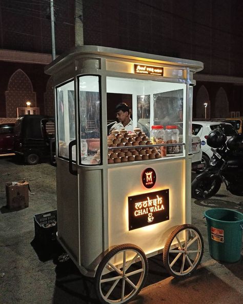 Food Truck Design Interior, Breakfast Machine, Mobile Coffee, Hotel Ideas, Mobile Cart, Coffee Stand, Cart Design, Food Kiosk, Coffee Cart