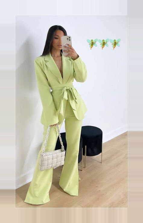 Graduation Jumpsuit, Womens Suit Outfits, Suits Business, Grad Outfits, Woman Suit Fashion, Stylish Work Outfits, Cotton Blazer, Graduation Outfit, Looks Chic