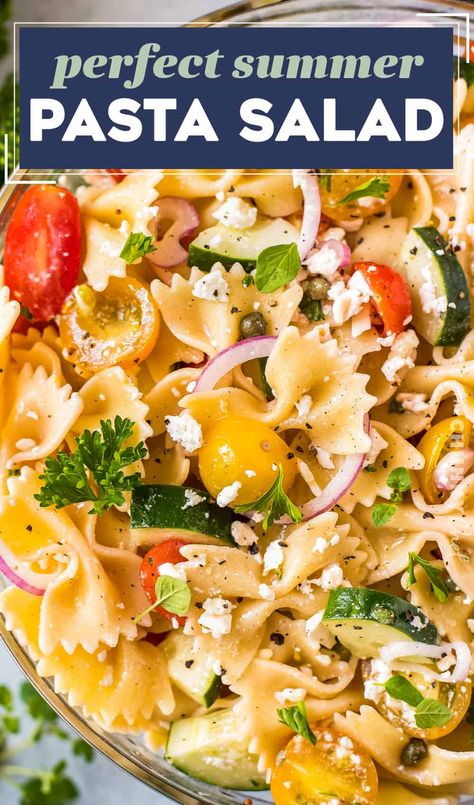 Potluck Bbq, Classic Pasta Salad, The Chunky Chef, Mediterranean Pasta Salads, Cold Pasta Salad Recipes, Salads For A Crowd, Mediterranean Pasta, Summer Vegetables, Best Pasta Salad