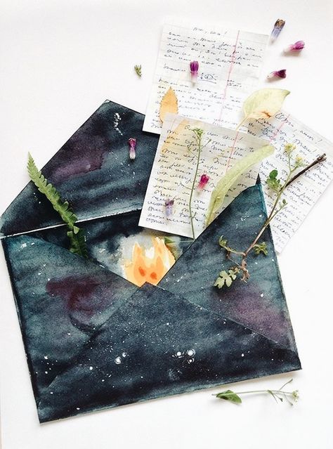 Snail Mail Inspiration, Snail Mail Art, Pen Pal Letters, Pen Pals, Envelope Art, Deco Originale, Galaxy Painting, Snail Mail, Mail Art