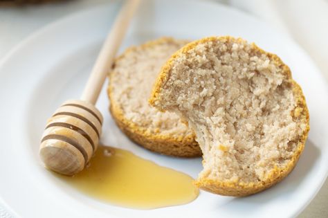 Honey Biscuits (Paleo/AIP) Aip Paleo Breakfast, Aip Bread, Aip Paleo Desserts, Honey Biscuits, Cassava Flour Recipes, Aip Baking, Autoimmune Protocol Recipes, Aip Breakfast, Autoimmune Recipes