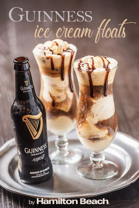 These Father’s Day floats aren’t your average ice cream float. Instead of pouring root beer (or another one of dad’s favorite sodas) over the ice cream, we poured a smooth, dark stout (in this case, Guinness) over vanilla ice cream. Dad should like that, right? Liquor Ice Cream, Guinness Ice Cream, Guinness Recipes, Ice Cream Cocktails, Ice Cream Float, Healthy Foods To Make, Guinness Draught, Ice Cream Drinks, Healthy Food Habits