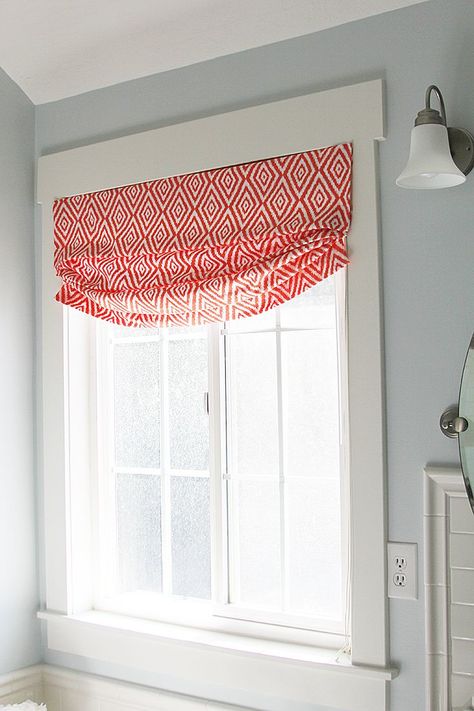 Kitchen Window Treatments Diy, Roman Shade Tutorial, Faux Roman Shade Valance, Diy Valance, Valance Ideas, Diy Roman Shades, Relaxed Roman Shade, Faux Roman Shades, Diy Window Treatments