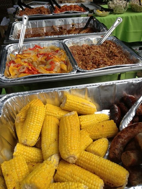 Backyard Barbecue Party Ideas, Bbq Set Up, Birthday Barbeque Ideas, 40th Birthday Bbq, Backyard Bbq Party Food, Backyard Barbeque Party, Backyard Bbq Party Decorations, Backyard Barbecue Party, Backyard Luau