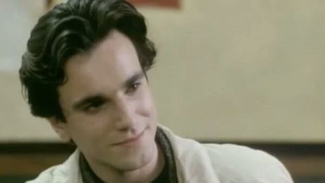 Daniel in Nanou (1986) Daniel Day Lewis, Phantom Thread, Youth Theatre, Daniel Day, Day Lewis, Irish Actors, Christian Bale, British Men, Having A Crush