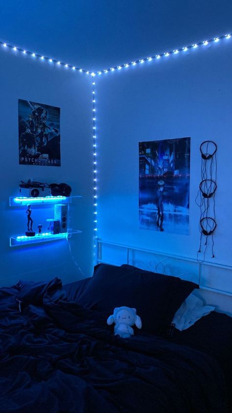 Aesthetic Blue Room Decor Ideas, Blue Room Aesthetic Dark, Blue Goth Bedroom, Cybergoth Bedroom, Dark Cybercore Room, Blue Room Ideas For Boys, Black And Blue Room Aesthetic, Eboy Room, Cybercore Room Ideas