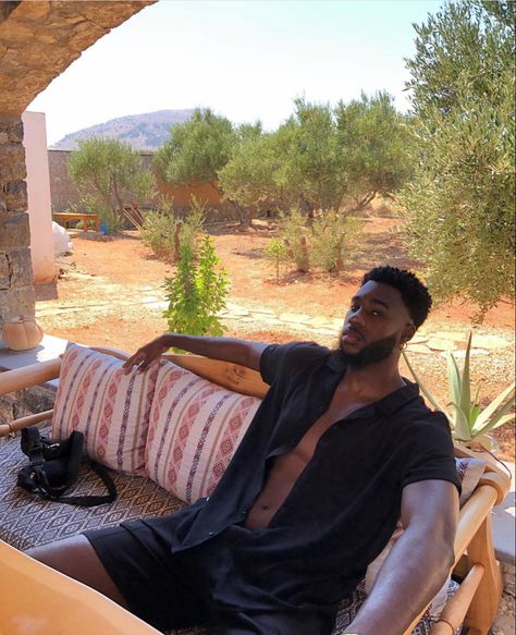 Male Vacation Aesthetic, Black Man Luxury Aesthetic, Old Money Black Men, Black Men Vacation Outfits, Mens Vacation Outfits, Men Beards, Vacation Outfits Men, Male Outfits, Black Outfit Men