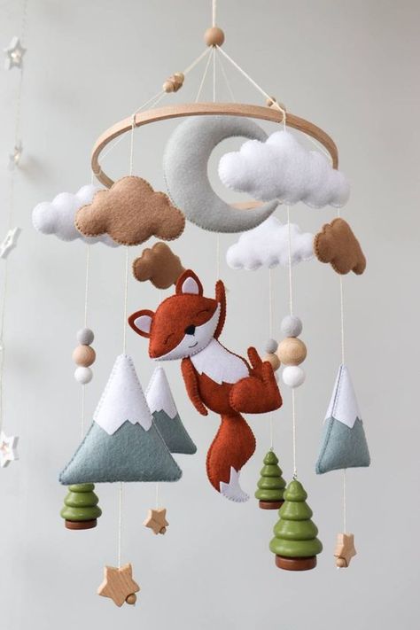 Fox baby mobile Woodland nursery décor Moon clouds & stars - Etsy Argentina Nursery Forest Theme, Fox Baby Room, Fox Woodland Nursery, Stars Mobile, Fuchs Baby, Fox Nursery Decor, Diy Baby Mobile, Fox Baby Shower, Fox Nursery