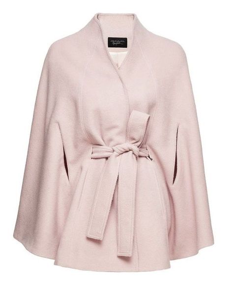 Light Pink Coat, Coat With Fur Collar, Kate Middleton Hair, Coat With Fur, Luxury Outerwear, Adorable Pictures, Coat Fur, Soft Jacket, Middleton Style