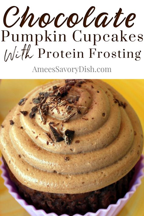 These pumpkin chocolate cupcakes with protein frosting are very quick to prepare and a delicious healthier dessert option. Chocolate Pumpkin Cupcakes, Protein Frosting, Protein Cupcakes, Healthy Dessert Options, Pumpkin Recipes Healthy, Apple And Peanut Butter, Large Cupcake, Sweet Potato Protein, Chocolate Pumpkin