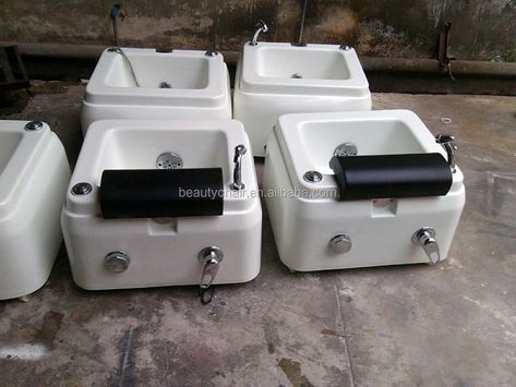 Spa Bath Tub, Pedicure Bowls, Glass Basin, Bath Supplies, Spa Equipment, Nail Room, Foot Spa, Spa Bath, Spa Tub