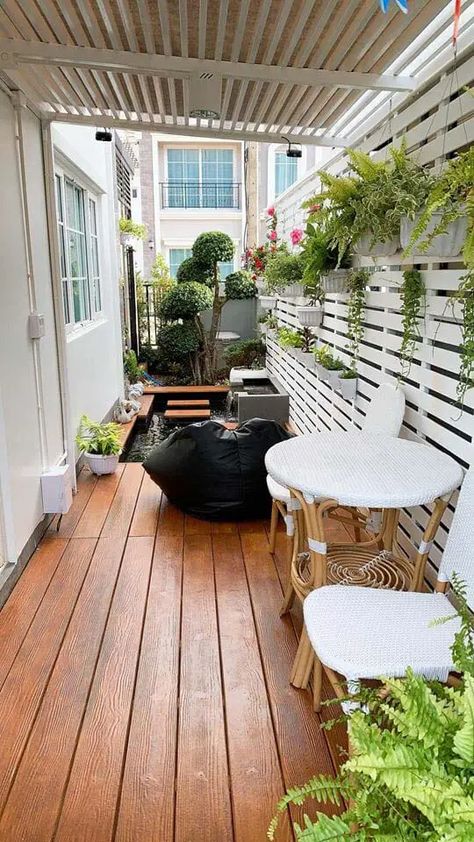 Narrow Side Of House Ideas, Tiny Backyard, Outdoor Sitting Area, Corner Garden, Side Garden, Backyard Diy Projects, Small Yard, Home Decorating Ideas, Side Yard