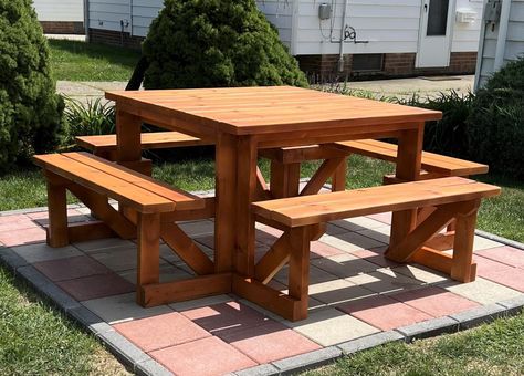 Handmade Picnic Table, Building A Picnic Table, Square Picnic Table Plans, Wood Picnic Table Ideas, Picnic Table Backyard, Picnic Tables Ideas, Simple Outdoor Table, Modern Picnic Table, Picnic Table Diy