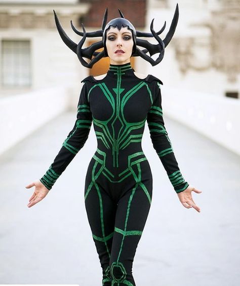 Hela Cosplay, Marvel Cosplay, Cosplay Diy, Marvel Girls, Amazing Cosplay, Manga Cosplay, Costume Outfits, Best Cosplay, Girl Body