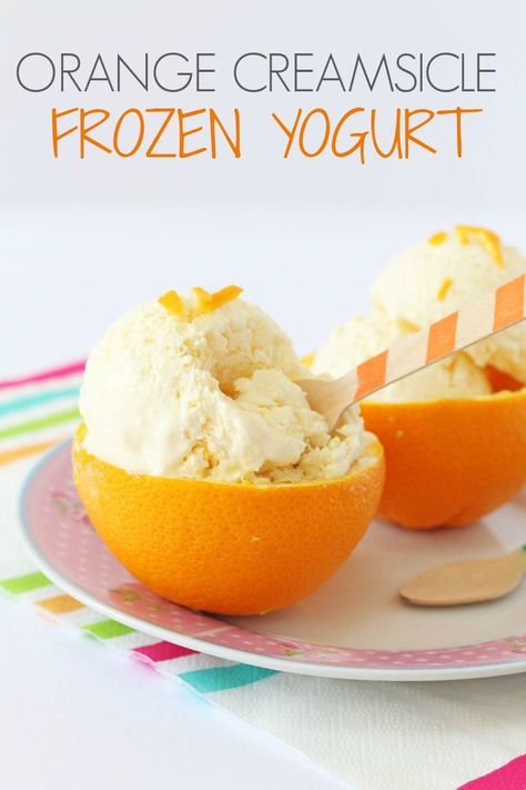 A deliciously creamy and healthy orange frozen yogurt recipe | My Fussy Eater blog *****  2 oranges,  500g / 2 cups plain greek yogurt,  ½ tsp vanilla,  optional: honey or maple syrup to sweeten, Frozen Yogurt Recipe, Frozen Yogurt Bark, Frozen Yogurt Recipes, Yogurt Bites, Yogurt Recipe, Yogurt Ice Cream, Frozen Yoghurt, Fussy Eaters, Easy Meals For Kids