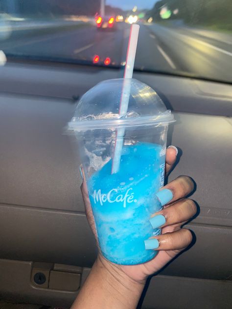 McDonald’s new blue slushie with blue nails Blue Jolly Rancher Drink Alcohol, Blue Slushie Aesthetic, Mcdonald’s Drinks, Blue Slushie, Blue Raspberry Jolly Rancher, Blue Raspberry Slushie, Candy Drinks, Pinterest Ideas, Blue Raspberry