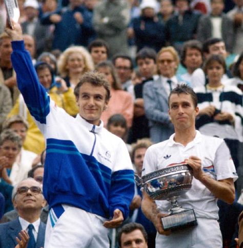 Lendl and Wilander - Roland Garros 1987 Mats Wilander, Tennis Fan, Tennis Legends, Wimbledon, Tennis Players, Tennis, Sports