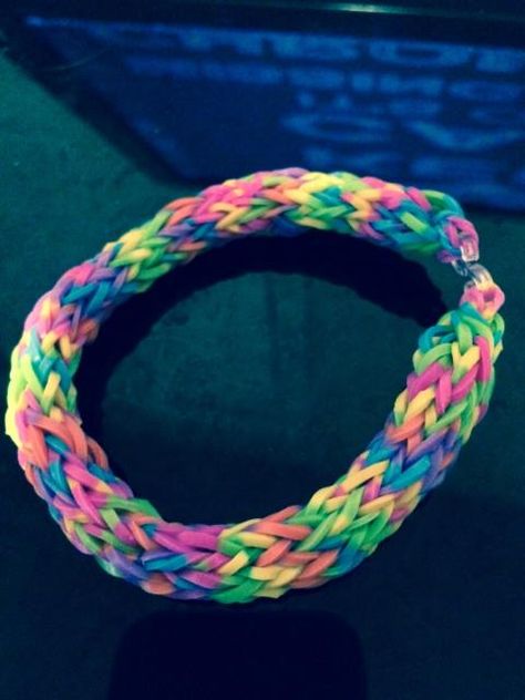 Rainbow Loom Hexafish Rainbow Loom, Embroidered Friendship Bracelet, Rope Bracelet, Friendship Bracelets, Loom, Rainbow