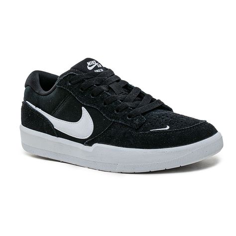 Las nuevas y mejores innovaciones para el estilo urbano, las nike sb force 58 ofrecen la durabilidad de un diseño cupsole con la flexibilidad de unas zapatillas vulcanizadas.están confeccionadas con lana y ante y cuentan con un acabado con perforaciones. todo el look está impregnado del adn de baloncesto clásico. Nike Sb Force 58 Outfit, Nike Sb Force 58, Swag Shoes, Nike Cortez Sneaker, Nike Sb, Sneakers Nike, Summer Outfits, Mens Outfits, Nike