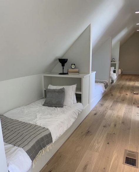 Bed In Eaves, Built In Bed Attic, Built In Attic Beds, Beds For Attic Rooms, Sloped Roof Bedroom, Open Loft Bedroom, Attic Room Ideas Slanted Walls, Attic Beds, Small Attic Room