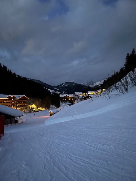 Green Valley Aesthetic, Snow Village Aesthetic, Austria Mountains Winter, Austria Skiing Aesthetic, Winter Magic Aesthetic, Night Skiing Aesthetic, Austria Aesthetic Winter, Village Cottagecore, Ski Core