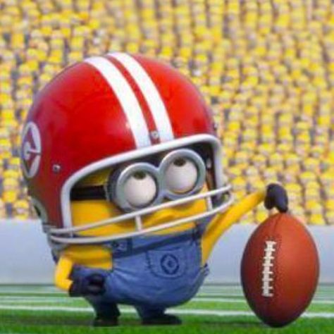 Are you ready for some Football! #minion #football 3 Minions, Minion Mayhem, Yellow Things, Yellow Guy, Minions Love, Cute Minions, Minions Despicable Me, Minion Quotes, Miss Piggy