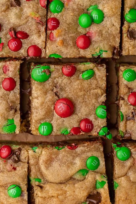 These Christmas holiday blondies are delicious way to get into the festive holiday mood while baking something you love! Christmas Claymation, Christmas Blondies, M M Recipes, Lemon Bar Cookies, Christmas Cookies And Treats, Merry Christmas Darling, Peanut Butter Cookie Bars, Cookie Recipes Holiday, Lifestyle Of A Foodie