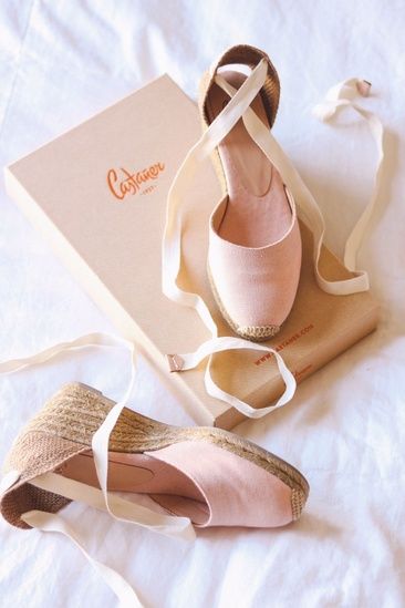 My favorite summer shoe. Linking it in my bio + some other shades of pink they come in! Heel Sandals Outfit, Pink Espadrilles, Wedge Espadrilles, Fancy Shoes, Pretty Shoes, Beautiful Shoes, Summer Shoes, Cute Shoes, Wedding Shoes