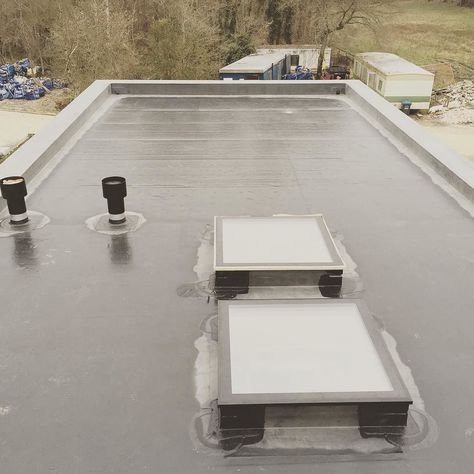 Tapered flat roof with EPDM almost finished. The two chimney vents are for our MVHR. #moontree #greenbuilding #green #energy #leed #building #sustainability #construction #architecture #efficiency #eco Re-post by Hold With Hope Energy Infographic, Epdm Roofing, Best 3d Printer, Construction Architecture, Idea Board, Flat Roof, Green Energy, Green Building, Bath Caddy