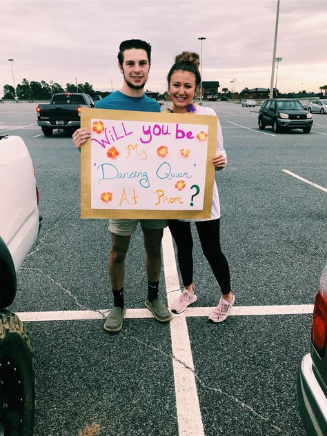 Mama Mia Hoco Proposal, Mama Mia Promposal, Mamma Mia Promposal, Luke Combs Promposal, Noah Kahan Promposal, Promposal Ideas For Best Friends, Hock Dresses, Proposal Signs, Cutest Proposals