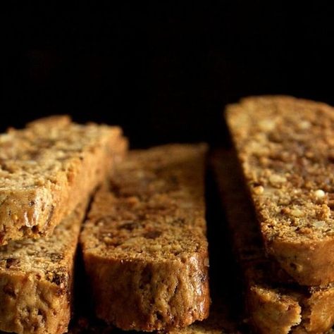 smitten kitchen on Instagram: "A cookie perfect for a brisk, cold day and the tea that goes with it. Crunchy with bits of softness from dried figs and a faint crackle from fig seeds, these biscotti smell so good, they'll envelop your whole world in a fragrant cloud of orange and spice. Gifts, schmifts; you're not going to want to share. // Fig and Walnut Biscotti on smittenkitchen.com or linked in profile." Walnut Biscotti, Smitten Kitchen, Dried Figs, Linked In Profile, The Tea, Cold Day, Cookies Et Biscuits, Fig, Instagram A