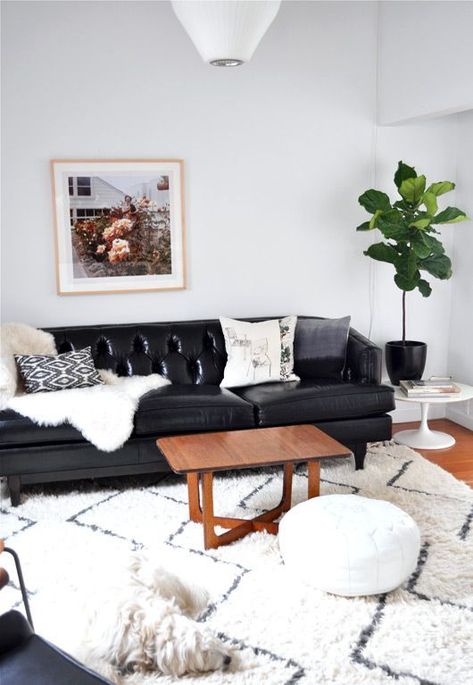 Black Leather Sofa Living, Black Leather Sofa Living Room, Black Sofa Living, Black Sofa Living Room Decor, Black Couch Living Room, Black Sofa Living Room, Black Leather Couch, Black Couch, Leather Couches Living Room