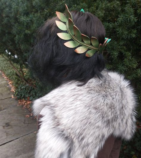 Pagan headpiece, Laurel wreath, head wreath, ivy crown, solstice headwear, green man, summer solstice Laurel Wreath Crown, Wreath Crown, Laurel Crown, Leaf Headpiece, Leaf Crown, Ivy Leaf, Laurel Wreath, The Leaf, Yule