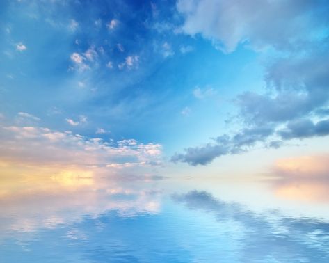 Sky Reflection, Blue Sky Wallpaper, Blue Sky Photography, Blue Sky Clouds, Waves Beach, Ocean Sky, Blue Sky Background, Blue Pictures, Sky Landscape