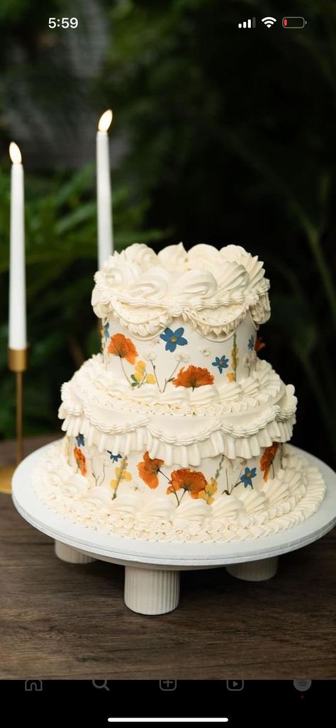 Buttercream Piping, Dummy Cake, Cake Trends, Wedding Cakes Vintage, Wedding Cakes With Flowers, Vintage Cake, Wedding Time, Flower Cake, Let Them Eat Cake