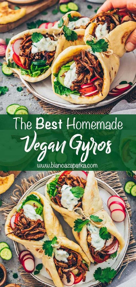 How to make homemade vegan gyros or kebab with pulled mushroom or jackfruit meat - an easy, tasty recipe to convince your family and friends! #gyros #vegangyros #mushrooms #pita #wrap #pulledmushrooms #veganfood #veganrecipes #vegetarian #recipes #food #vegan #tzatziki #greek #kebab #healthyfood | biancazapatka.com Vegan Pita Wrap, Tofu Gyro Recipe, Plant Based Gyros, Vegetarian Kebab Recipes, Vegan Gyro Recipe, Veggie Gyro Recipe, Halloumi Gyros, Vegetarian Gyro Recipe, Veggie Gyro