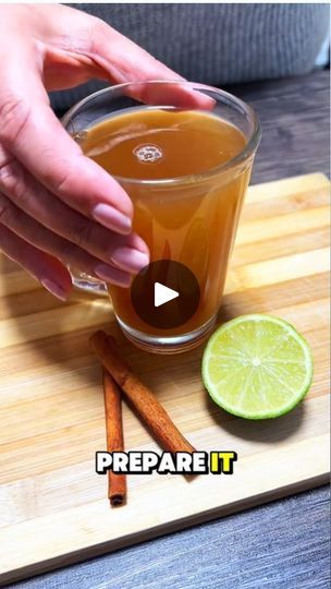 Medical Tips, Healthy Juice Drinks, Belly Fat Drinks, Fish Recipes Healthy, Healthy Drink, Belly Fat Burner Drink, Home Health Remedies, Belly Fat Burner, Fat Loss Drinks