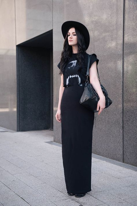 Goth Casual, Outfits Aesthetic Grunge, Fall Outfits Aesthetic, Goth Outfit, Maxi Outfits, Asos Fashion, Maxi Skirt Outfits, Rock Outfit, Dark Style