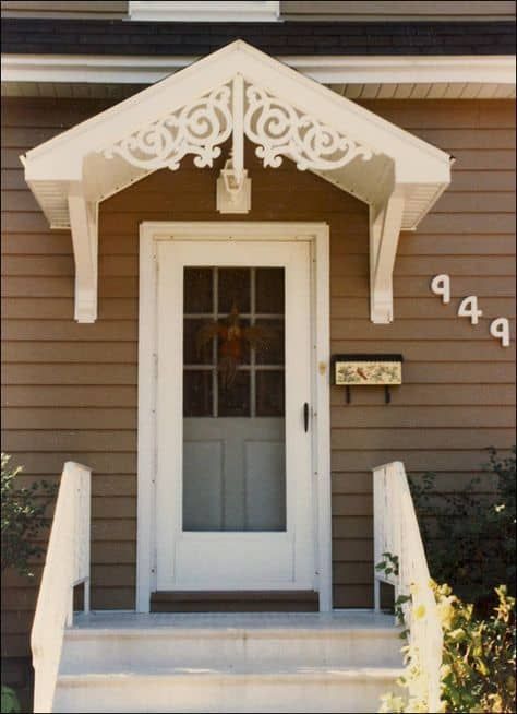 Most houses have a small porch that’s big enough only for a couple of chairs. Add a roof to the front porch and you’ll not just get additional space i... | A Victorian Themed Porch Roof #Porch #Porches #PorchRoof #HomeDecor Front Door Awning, Door Overhang, Porch Kits, Victorian Porch, Building A Porch, Porch Roof, Front Porch Design, Door Canopy, Door Awnings