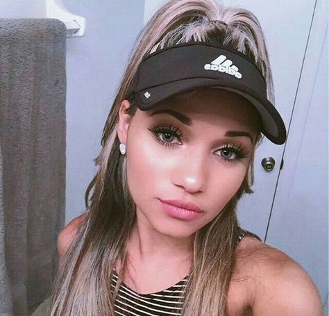 @itslunagurrl Hair Styles With Visor Hats, Hairstyle With Visor, Hairstyles With Visors, Visor Hairstyles Cute, Visor Hat Hairstyles, Eyeshadow For Blue Eyes, Work Hair, Hairstyles Cute, Visor Hairstyles