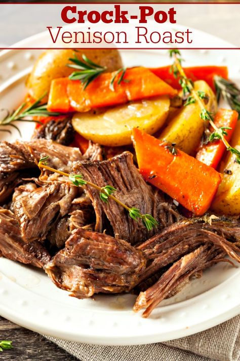 [Video] Crock-Pot Venison Roast - If you have a hunter in the family you are going to love this recipe for Crock-Pot Venison Roast! The venison pot roast & vegetables come out super tender! [Low Fat, Low Sugar & Weight Watchers Friendly!] #CrockPotLadies #CrockPot #SlowCooker #Venison #VenisonRecipes #Dinner #WeightWatchers Pot Roast Vegetables, Crock Pot Chuck Roast, Italian Roast Beef, Roast Beef And Potatoes, Slow Cooker Pot Roast Recipes, Venison Roast, Pot Roast Crock Pot Recipes, Chuck Roast Recipes, Classic Pot Roast