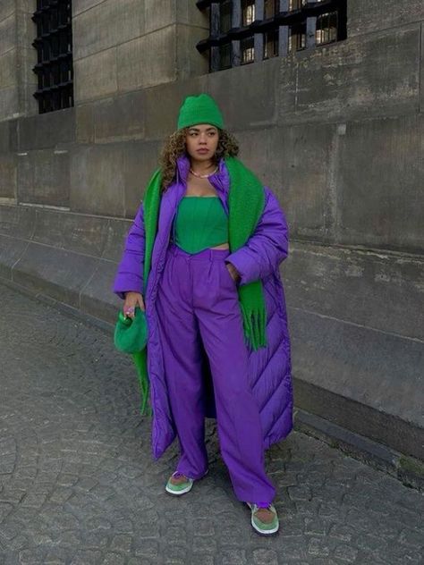 Colorful Monochromatic Outfit, Purple And Green Outfit, Colourful Fits, Green And Purple Outfit, Bright Winter Outfits, Outfit Ideas Streetwear, Vibrant Outfits, Summer Holiday Outfits, Daphne Blake