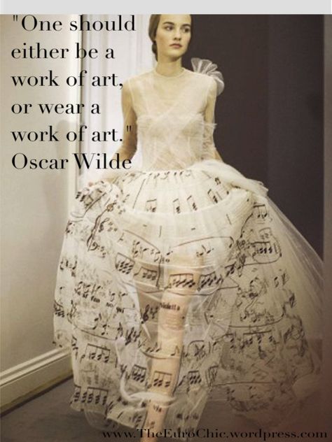 quote of the day Haute Couture Style, Valentino Haute Couture, Look Retro, Couture Mode, 자수 디자인, Spring Summer 2014, Gorgeous Gowns, Summer 2014, Beautiful Gowns