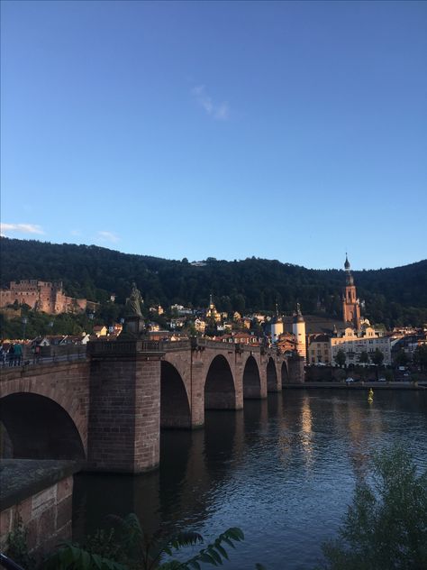 Heidelberg - Germany A beautiful historical city, a must see when you're in Germany Germany Lifestyle Aesthetic, Janecore Aesthetic, Germany Lifestyle, Germany Wallpaper, Heidelberg University, Heidelberg Germany, Mikaela Hyakuya, Fall Semester, Pretty Sky