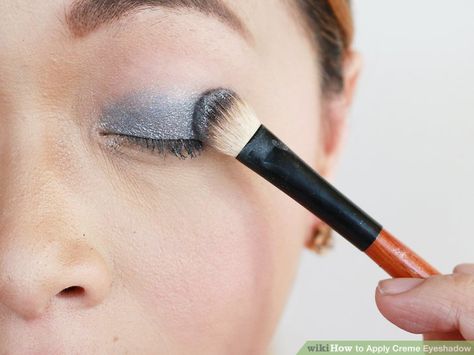 Applying Cream Eyeshadow, How To Apply Cream Eyeshadow, Cream Eyeshadow How To Apply, Revlon Eyeshadow, Creme Eyeshadow, Dark Eyeshadow, Applying Eye Makeup, Firming Eye Cream, Blending Eyeshadow