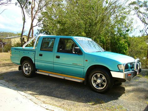 1999 Holden Rodeo V6 Chevrolet Luv, Holden Rodeo, Gold Medallion, Automotive Photography, Diesel Trucks, Pickup Trucks, Cars And Motorcycles, Rodeo, Motorcycles