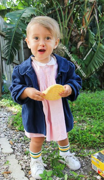 Stranger Things Family Halloween Costume, Family Stranger Things Costume, Stranger Things Family Costume, Eleven Stranger Things Costume, Stranger Things Halloween Costume, Halloween Costume Inspiration, Punny Halloween Costumes, No Sew Tutu, Twin Halloween